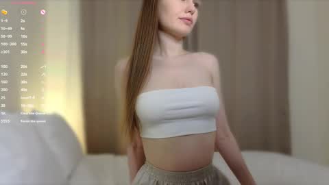 Snapshot of exclusive_model_ chatting on 28, 2, 2025 Angel online show from 28, 2, 2025