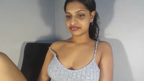 Snapshot of exclusivepandora chatting on 5, 5, 2026 tiara online show from 5, 5, 2026