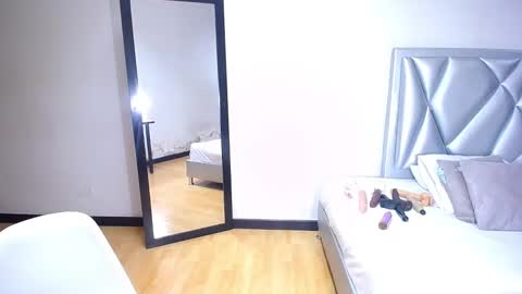 exotic_karmella online show from 11, 12, 2024