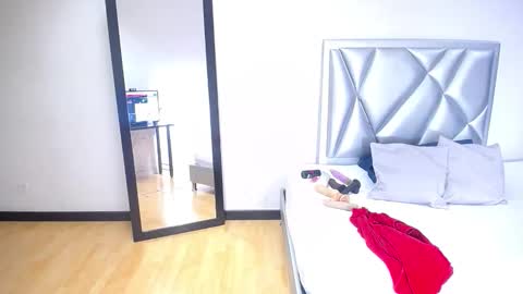 exotic_karmella online show from 11, 10, 2025