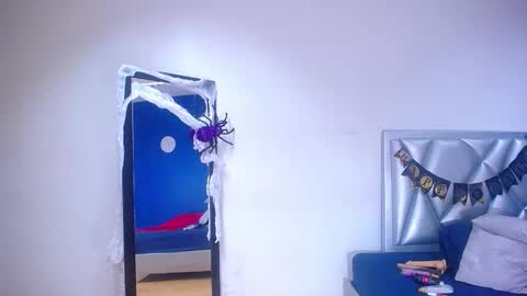 exotic_karmella online show from 1, 11, 2025