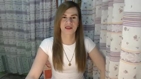 Snapshot of exoticbabes chatting on 22, 12, 2025 exoticbabes online show from 22, 12, 2025