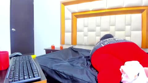 Snapshot of exoticbigmandx chatting on 6, 3, 2025 Mandy online show from 6, 3, 2025