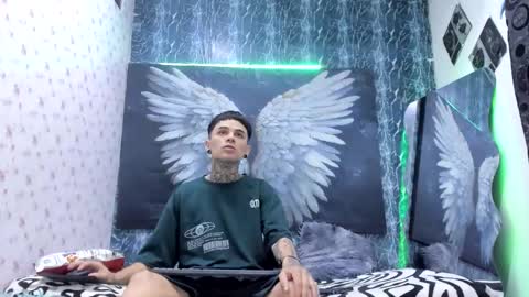 exotichot_couple online show from 13, 4, 2026