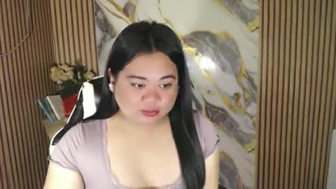 Snapshot of exoticpinayx chatting on 11, 2, 2026 SHANTAL MARIE online show from 11, 2, 2026