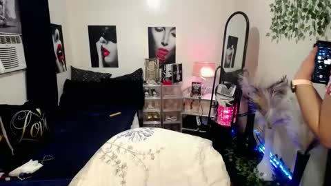 Snapshot of exoticpinayx chatting on 22, 2, 2026 SHANTAL MARIE online show from 22, 2, 2026