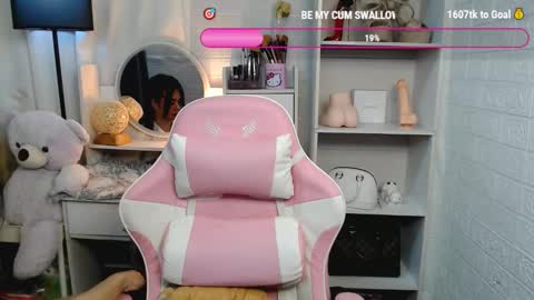 Snapshot of exotictssavie chatting on 10, 3, 2025 exotictssavie online show from 10, 3, 2025