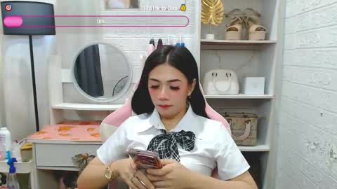 exotictssavie online show from 23, 10, 2025