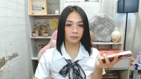 exotictssavie online show from 9, 1, 2026