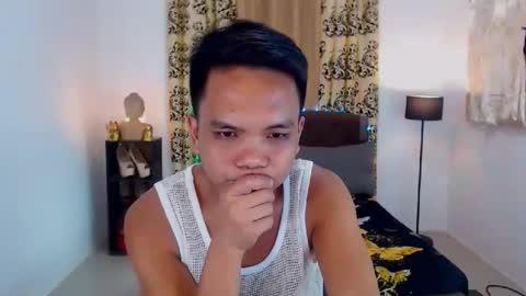 Snapshot of extraservice69menx chatting on 23, 9, 2025 JOHNDAVE online show from 23, 9, 2025