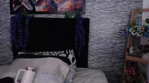Snapshot of eyesmoon7710 chatting on 23, 6, 2026 eyes moon online show from 23, 6, 2026