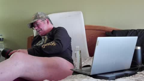 Snapshot of eyeswideshut63 chatting on 20, 1, 2025 Eyeswideshut63 online show from 20, 1, 2025