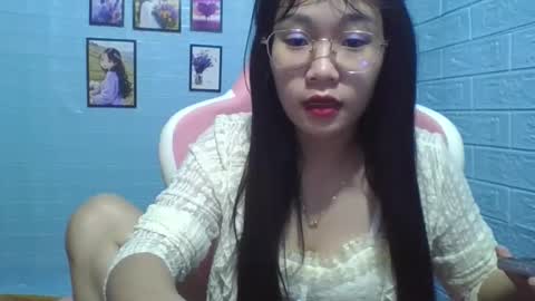 Snapshot of eyewet chatting on 19, 4, 2026 Eye online show from 19, 4, 2026