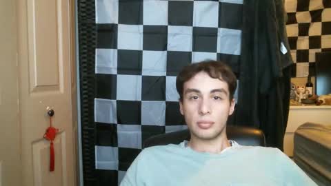 Ezra Naamah online show from 24, 1, 2025