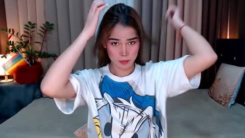 UR SWEET EZRA online show from 10, 12, 2024