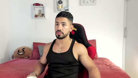 Ezzio Scolaro online show from 3, 4, 2026