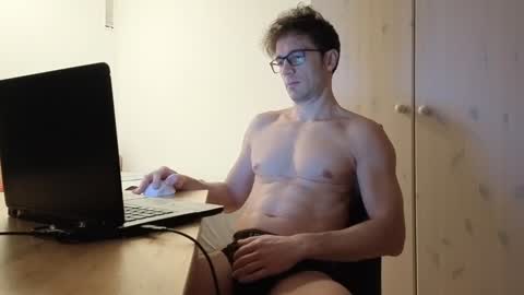 Mick online show from 2, 12, 2024