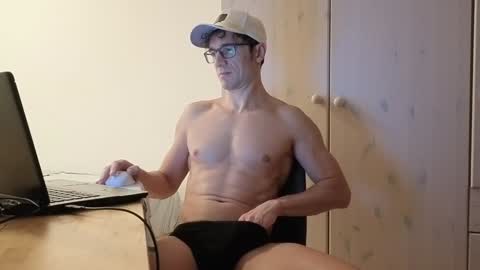 Mick online show from 9, 12, 2024