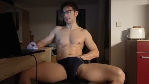 Mick online show from 15, 12, 2024