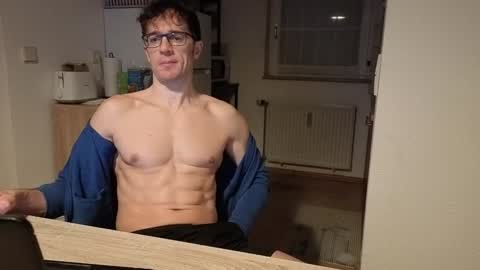 Mick online show from 4, 2, 2025