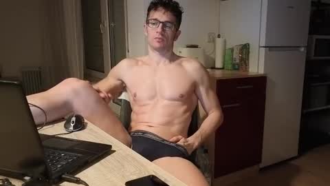 Mick online show from 19, 2, 2025