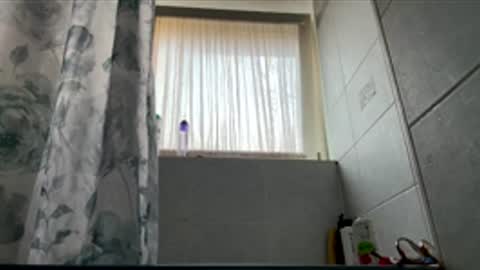 f3ckdolllucy online show from 5, 4, 2026