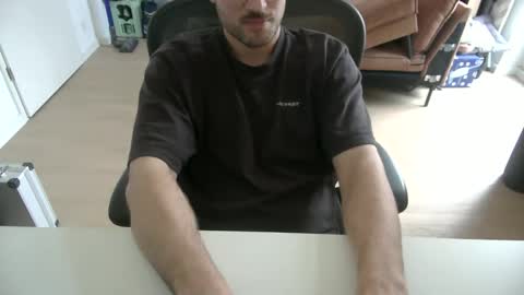 Snapshot of fabian_196 chatting on 22, 12, 2025 Call me bitch online show from 22, 12, 2025