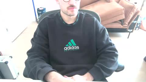 Snapshot of fabian_196 chatting on 11, 1, 2026 Call me bitch online show from 11, 1, 2026