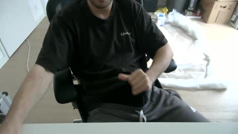 Snapshot of fabian_196 chatting on 13, 3, 2026 Call me bitch online show from 13, 3, 2026