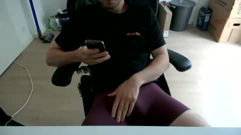 Snapshot of fabian_196 chatting on 10, 6, 2026 Call me bitch online show from 10, 6, 2026