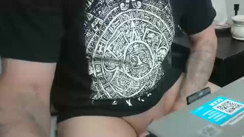 Snapshot of faded805 chatting on 12, 12, 2024 Mark online show from 12, 12, 2024