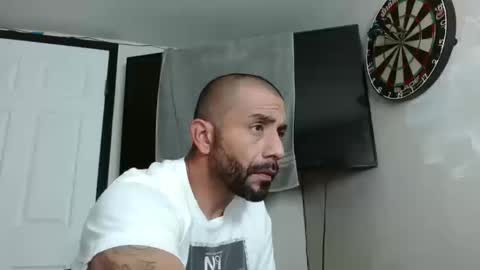 Snapshot of faded805 chatting on 10, 10, 2025 Mark online show from 10, 10, 2025