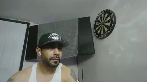 Snapshot of faded805 chatting on 23, 12, 2025 Mark online show from 23, 12, 2025