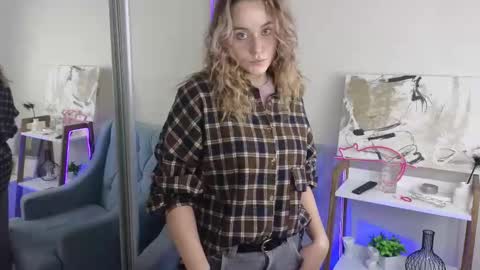 faecavaness online show from 8, 11, 2025