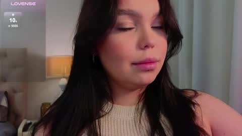 Mairy online show from 1, 2, 2025