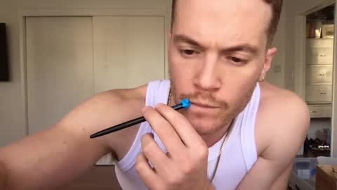 Travis online show from 19, 12, 2024