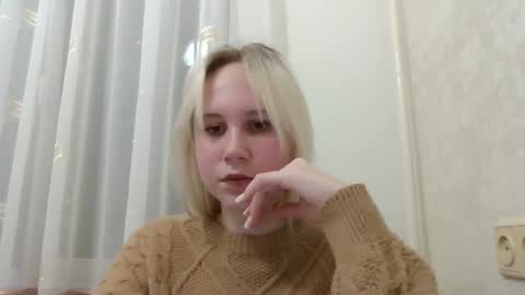 Snapshot of fairyfeller_ chatting on 4, 10, 2025 fairyfeller_ online show from 4, 10, 2025