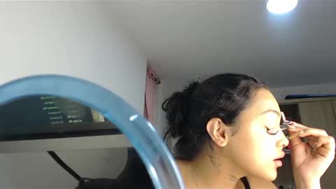 Snapshot of fairylatin chatting on 14, 1, 2025 fairylatin online show from 14, 1, 2025