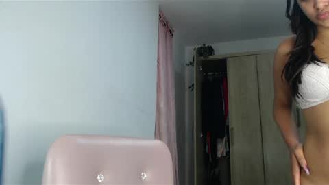 Snapshot of fairylatin chatting on 24, 1, 2025 fairylatin online show from 24, 1, 2025