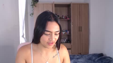 Snapshot of fairylatin chatting on 13, 2, 2025 fairylatin online show from 13, 2, 2025