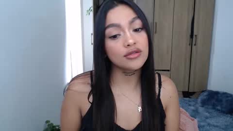 Snapshot of fairylatin chatting on 7, 3, 2025 fairylatin online show from 7, 3, 2025