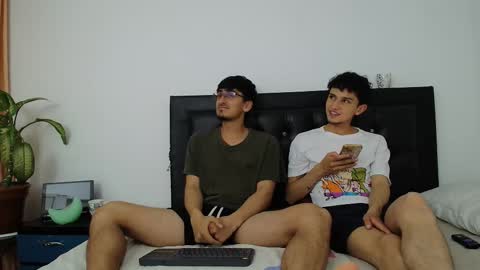 FallGays online show from 10, 3, 2026