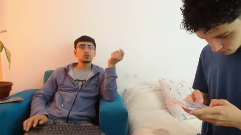 FallGays online show from 5, 7, 2026