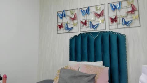 fallon_grey online show from 6, 1, 2026