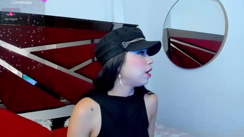 Snapshot of faloonroussel chatting on 30, 9, 2025 Faloon online show from 30, 9, 2025