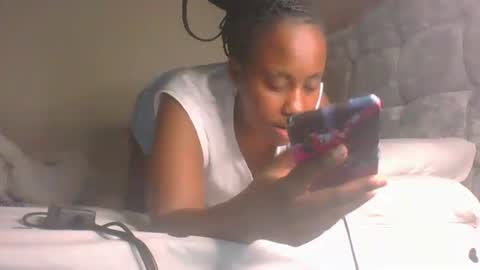 Snapshot of famous_bear chatting on 11, 3, 2026 famous_bear online show from 11, 3, 2026
