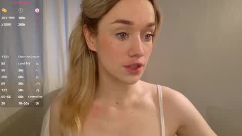 fancyamelia online show from 25, 10, 2025