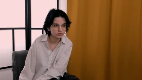 Mia online show from 1, 12, 2024