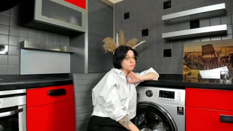 Mia online show from 22, 12, 2024