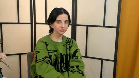 Mia online show from 23, 12, 2024